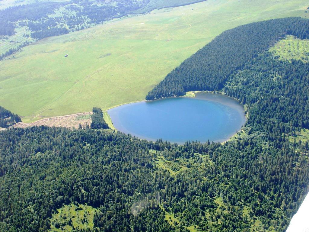 Vvf Correze Pays D'Eygurande Otel Dış mekan fotoğraf